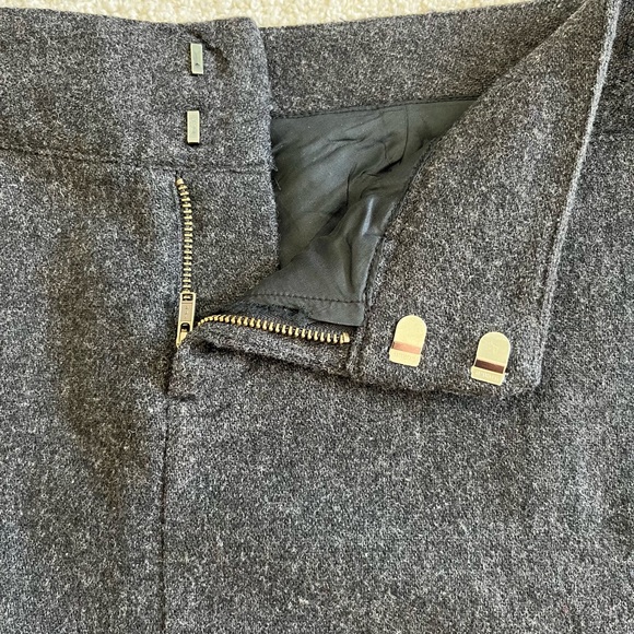 American Eagle grey skirt - Picture 4 of 7